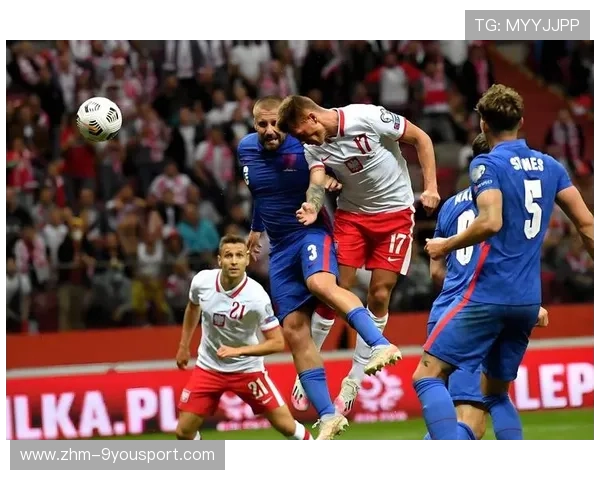 AC米兰中场组织逐步掌控比赛节拍