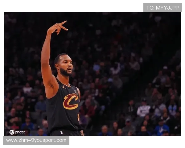 球迷投票揭晓，年度最佳防守瞬间是哪一幕？，nba最佳防守球员奖最多的